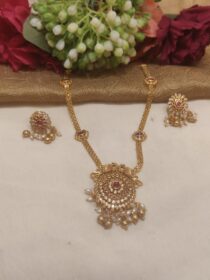 Glamorous Floral And Peacock Design Red AD Short Chain Necklace