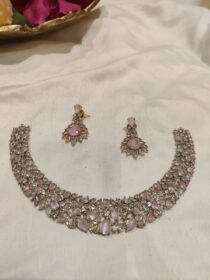 Resplendent Leafs Light Pink Choker