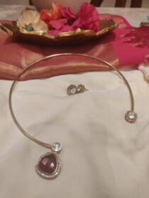 Timeless Crystal Neck Pipe With Maroon AD