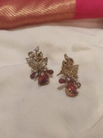 Refined Red Leafs Earrings