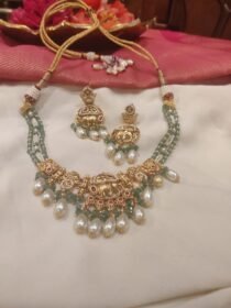 Opulent Handcrafted LightGreen Pearl Elephant Short Neckalce With White Beads