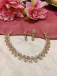 Iconic Leafs Short Neckalce with Pink Ad Stone