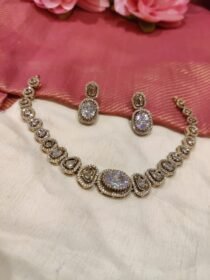 Ethereal Crystal Stone Short Necklace