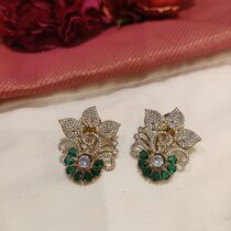 Scintillating Green Crystal Floral 3 Leafs Earringa