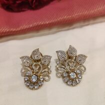 Scintillating Crystal Floral 3 Leafs Earringa