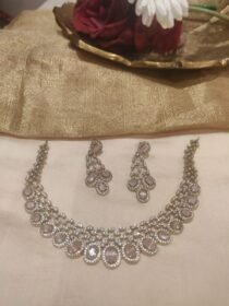 Graceful Crystal Ad Stone Necklace With Pink AD Stone