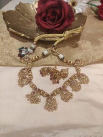 Regal Bridal Red Stone Choker With Golden Beads