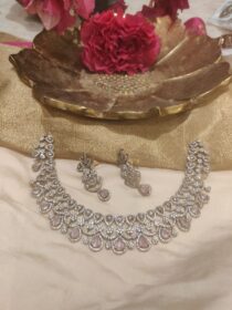 Mesmerizing Ad Stone Floral Choker with Pink Ad Beads