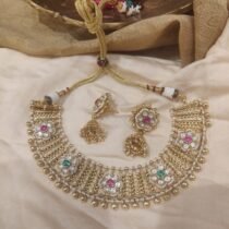 Sophisticated bridal floral diamond and golden necklace