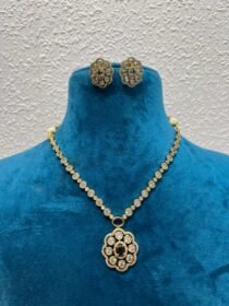 Divine dimond and black diamond golden necklace