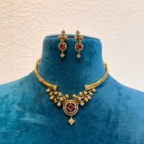 Inimitable Brilliant Elegant golden bridal leaf with red blood  stone choker necklace