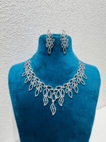 Elegant CZ Leafs Necklace