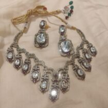 Ethereal mirror with ad stone necklace green moti