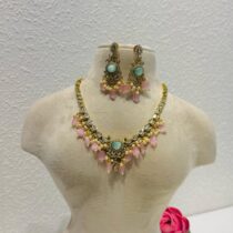 Dazzling birdy design ad stone and pink beads golden necklace