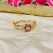 Kundan red golden bracelet