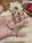 Froal emerald golden choker