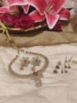 Floral stone changeable golden necklace