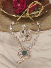 Kundan emerald bridal necklace
