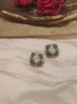 Mystic emerald golden earring