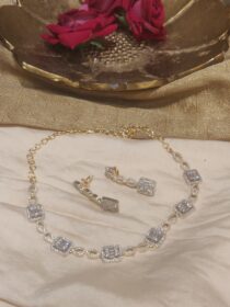Block chain golden chain necklace