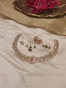 Changeable ruby golden choker