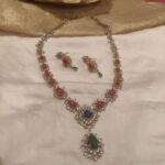 Floral emerald and red necklace