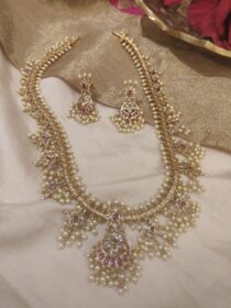 Glamorous Long Droplet Pearl Necklace