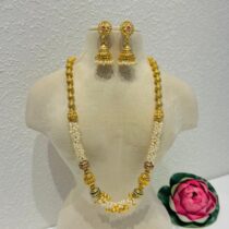 Elegant Bridal White Pearls Mala
