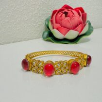 Radiant Classic Red Stone Kada