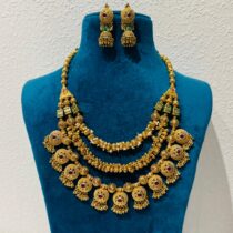Refined 3 Layer Bridal Necklace With Golden Beads