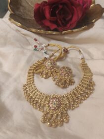 Elegant Floral Bridal Necklace