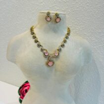 Lustrous AD Floral Necklace With Pink AD Stone