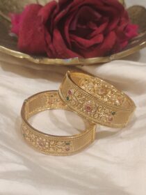 Dazzling Floral Bridal Kada Set of 2