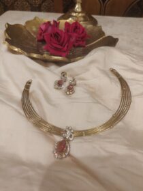 Sparkling AD Necklace With Red Stone