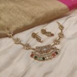 Elegant Floral Crystal Stone Necklace With Multicolor Stones