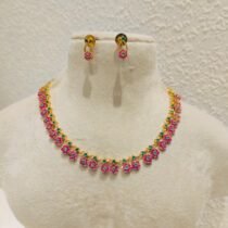 Exquisite Ruby Green Floral Necklace