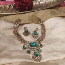 Refined Droplet AD Stone Necklace with Mint Stone