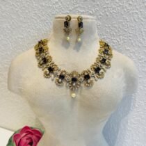 Exquisite Floral Purple Stone Necklace