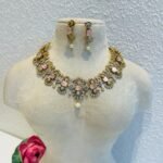 Elegant Floral Pink Stone Short Necklace