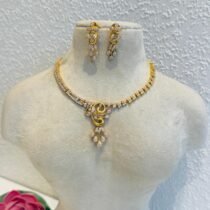 Mesmerizing Golden Necklace