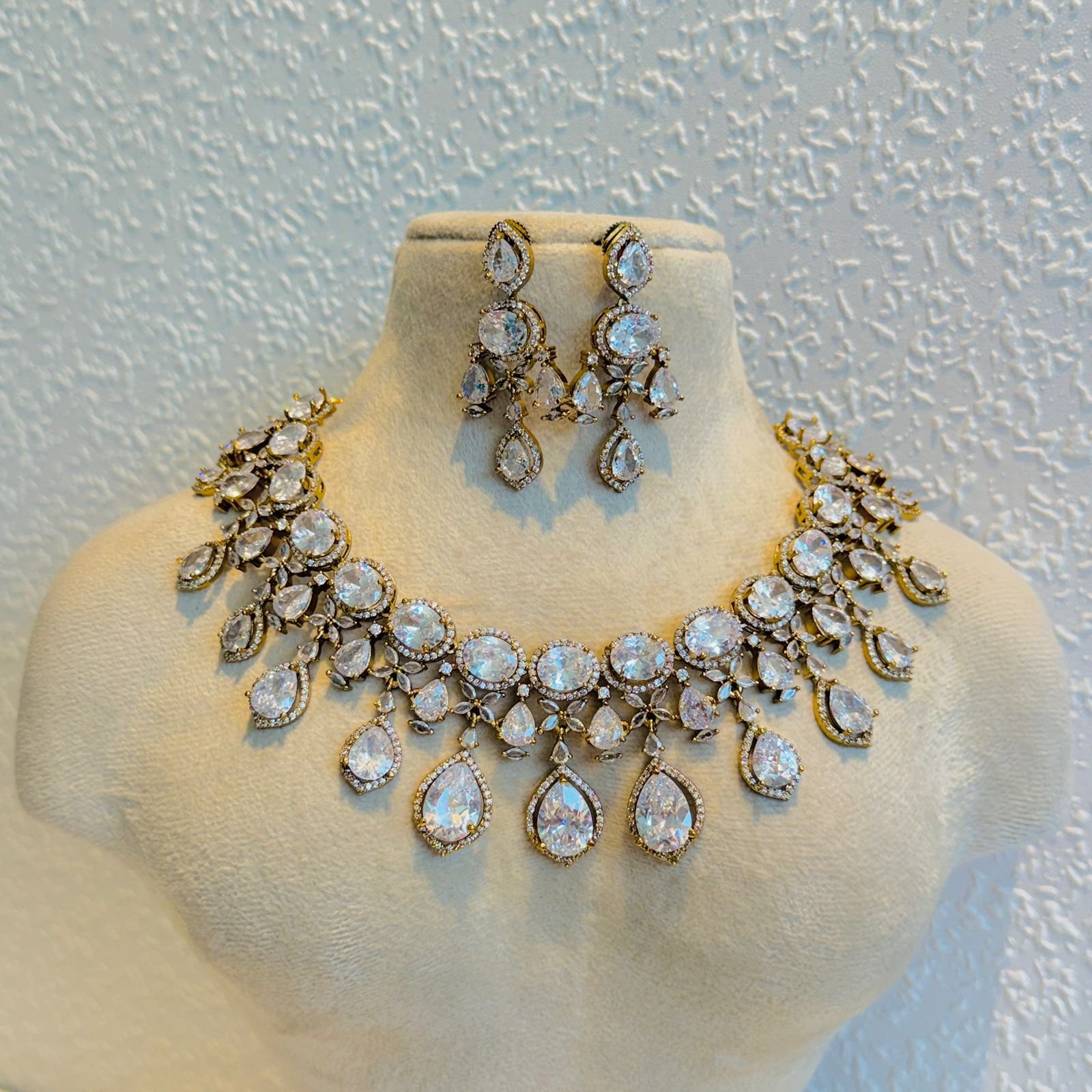 6ce51f0b-970e-4618-9915-835ff6acf420