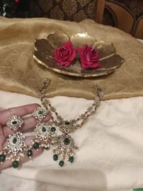 Sparkling 2 Layer Floral Necklace