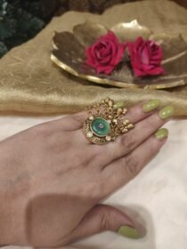 Alluring Round Mint Stone Ring