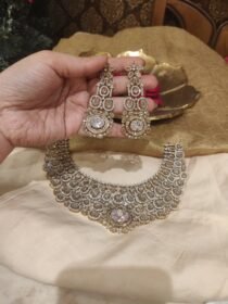 Dazzling Droplet Crystal Stone Choker