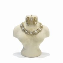 Sophisticated Big Kundan Stone Choker