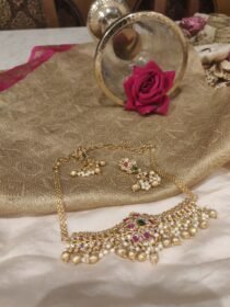 Delicate Golden Floral Crystal Ruby Stone Choker