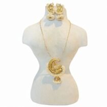 Fashionable Golden Chain Elephant white Pearls Pendant