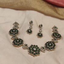 Enchanting Floral Green Choker