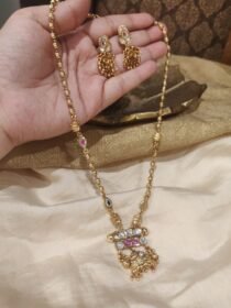 Ornate Golden Chain With Crystal Stone Pendant