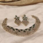 Fashionable AD Green Stone Choker